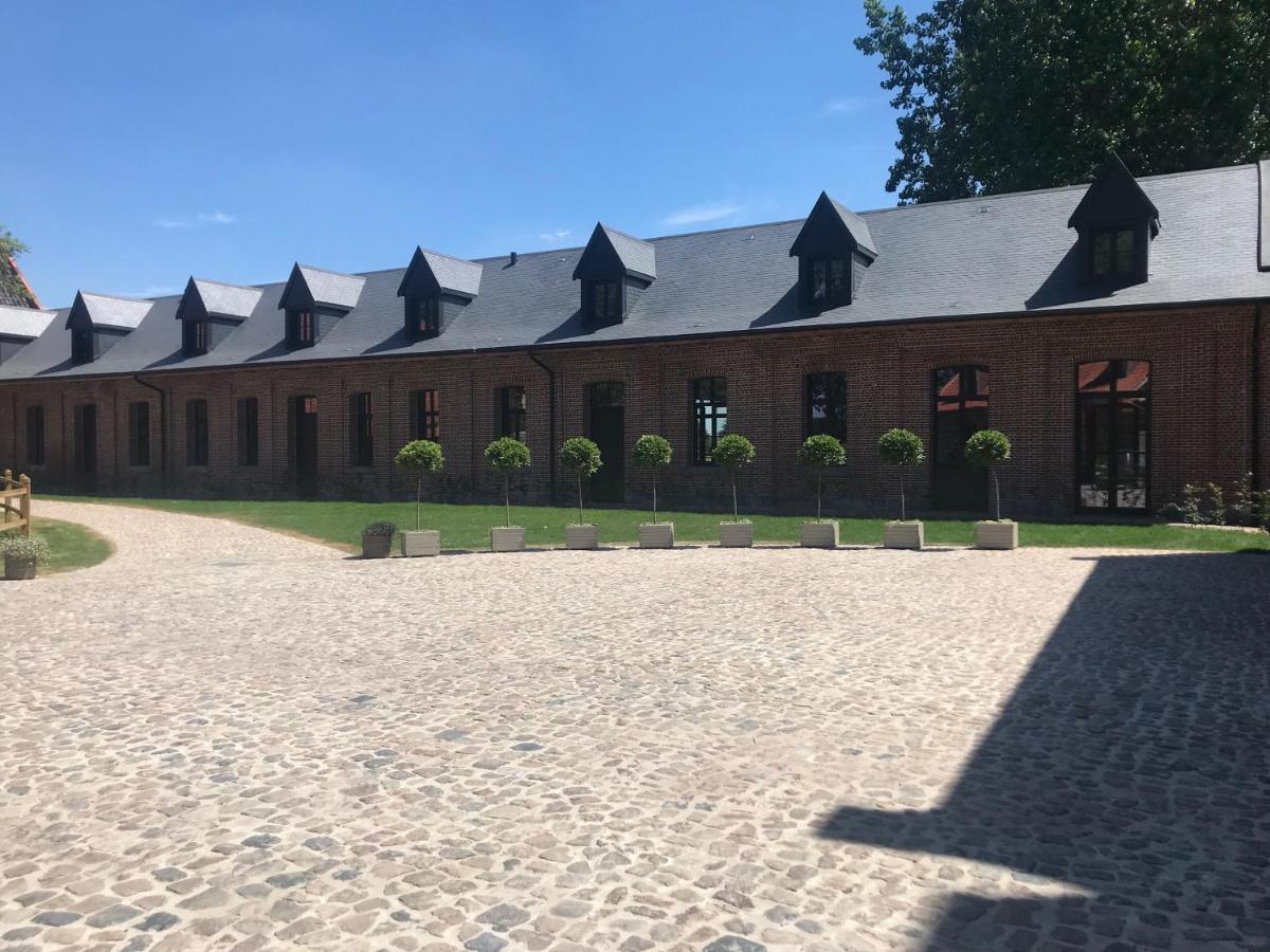 Отель Haras De Barry Sainghin-en-Melantois Экстерьер фото